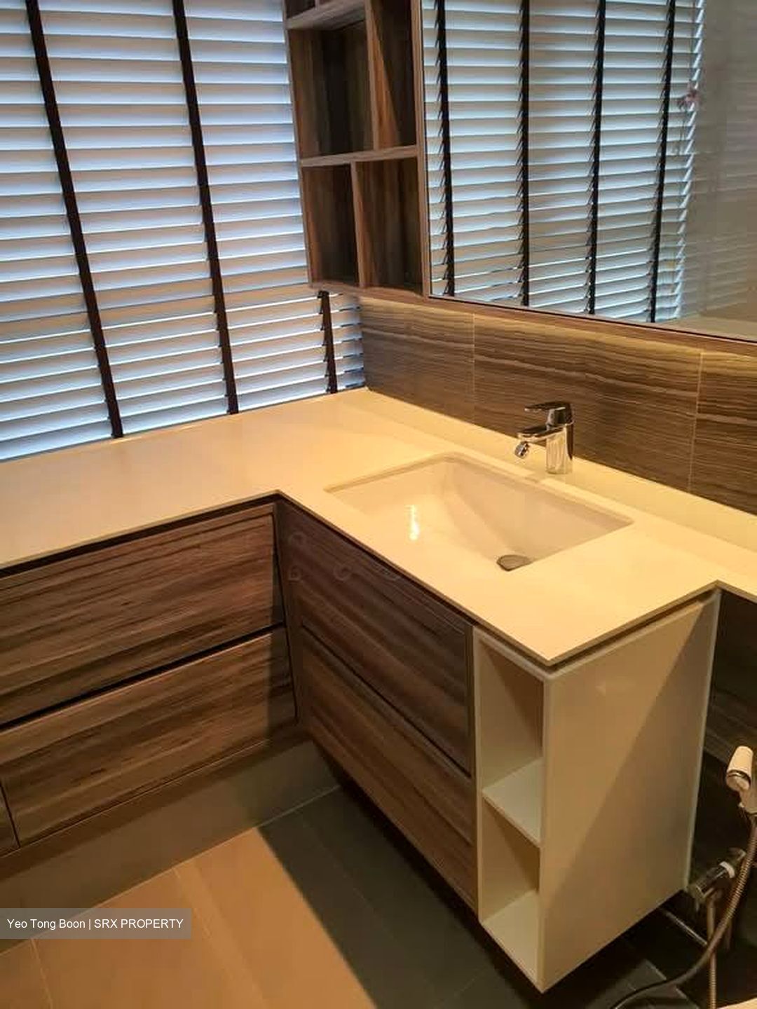 Coco Palms (D18), Condominium #592995071